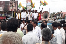 ಕೆ.ಆರ್.ಪೇಟೆ ತಾಲ್ಲೂಕು ಕಾಂಗ್ರೆಸ್ ಮತ್ತು ವಿವಿಧ ಸಂಘಟನೆಗಳ ವತಿಯಿಂದ ಭಾರತ್ ಬಂದ್!.